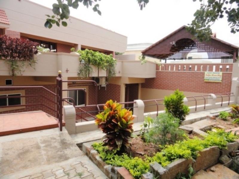 Tulips Homestay Mysore Exterior photo